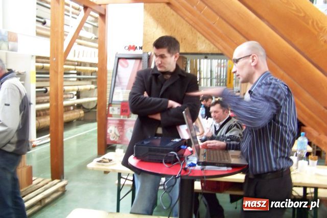 Zdjęcie w galerii na portalu naszraciborz.pl: Tylko w OMANIE nowoczesne budowanie wiadomości z regionu