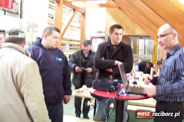 Zdjęcie w galerii na portalu naszraciborz.pl: Tylko w OMANIE nowoczesne budowanie wiadomości z regionu