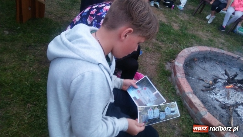 Zdjęcie w galerii na portalu naszraciborz.pl: Młodzi ekolodzy ze Szkoły Podstawowej nr 4 donoszą  wiadomości z regionu