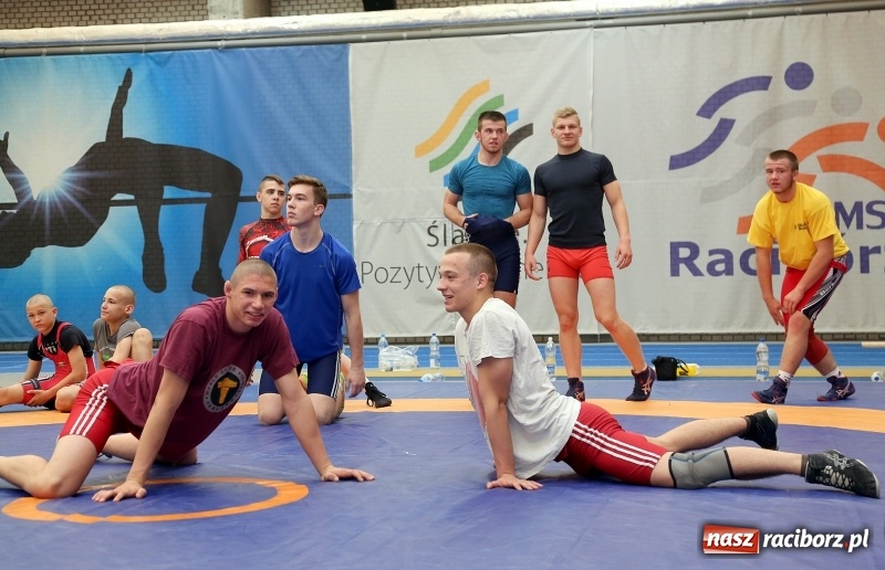 Zdjęcie w galerii na portalu naszraciborz.pl: Zgrupowanie polskich i niemieckich zapaśników w Raciborzu wiadomości z regionu