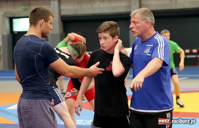 Zdjęcie w galerii na portalu naszraciborz.pl: Zgrupowanie polskich i niemieckich zapaśników w Raciborzu wiadomości z regionu