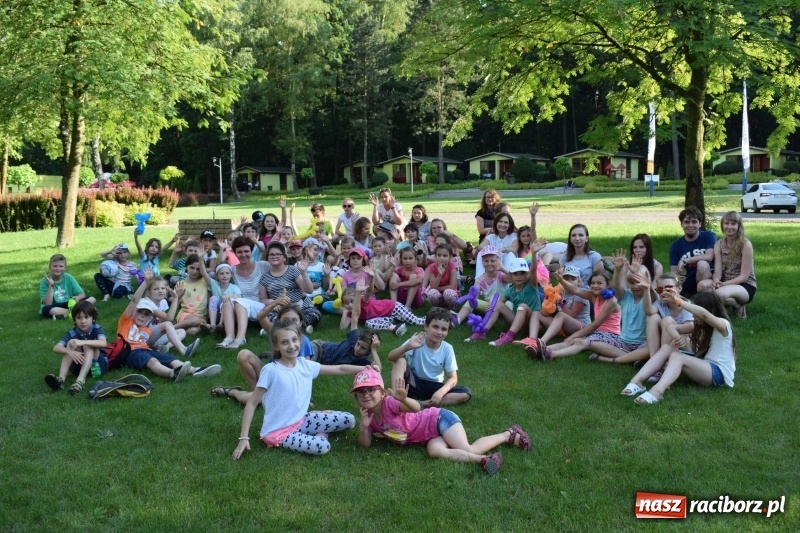 Zdjęcie w galerii na portalu naszraciborz.pl: Młodzieżowy Dom Kultury plastycznie podsumował rok szkolny  wiadomości z regionu