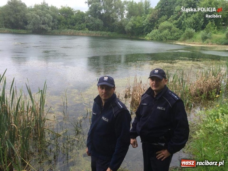 Zdjęcie w galerii na portalu naszraciborz.pl: Raciborscy dzielnicowi i ratownik WOPR kontrolowali zbiorniki wodne wiadomości z regionu
