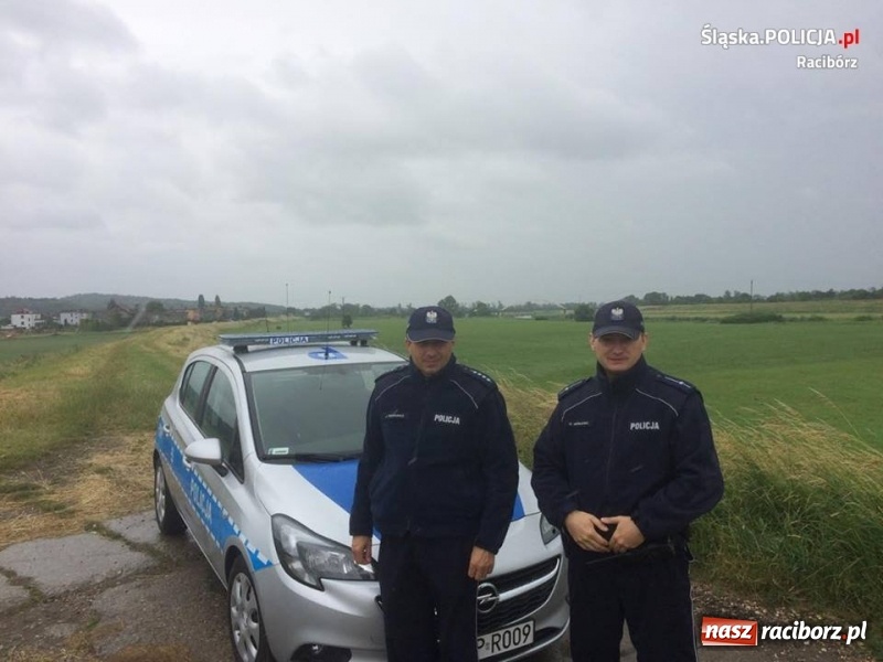 Zdjęcie w galerii na portalu naszraciborz.pl: Raciborscy dzielnicowi i ratownik WOPR kontrolowali zbiorniki wodne wiadomości z regionu