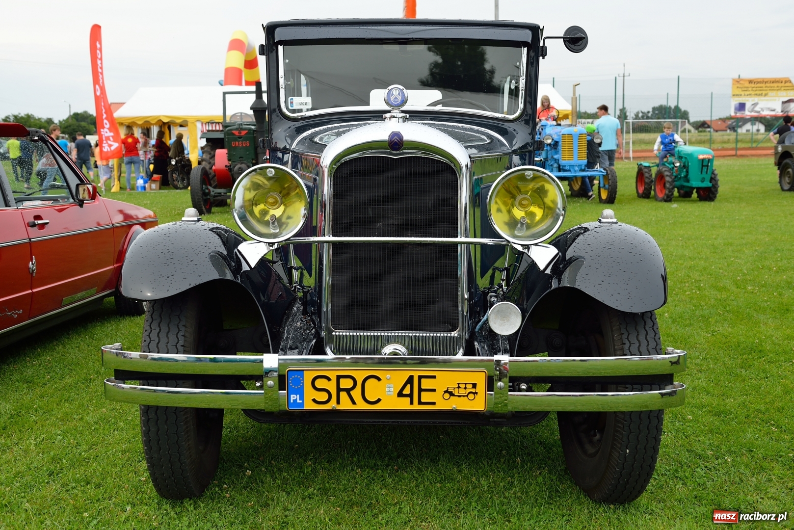 Zdjęcie w galerii na portalu naszraciborz.pl: Człowiek z pasją. Marian Studnic, czyli sołtys, który docenia piękno zabytkowych pojazdów wiadomości z regionu