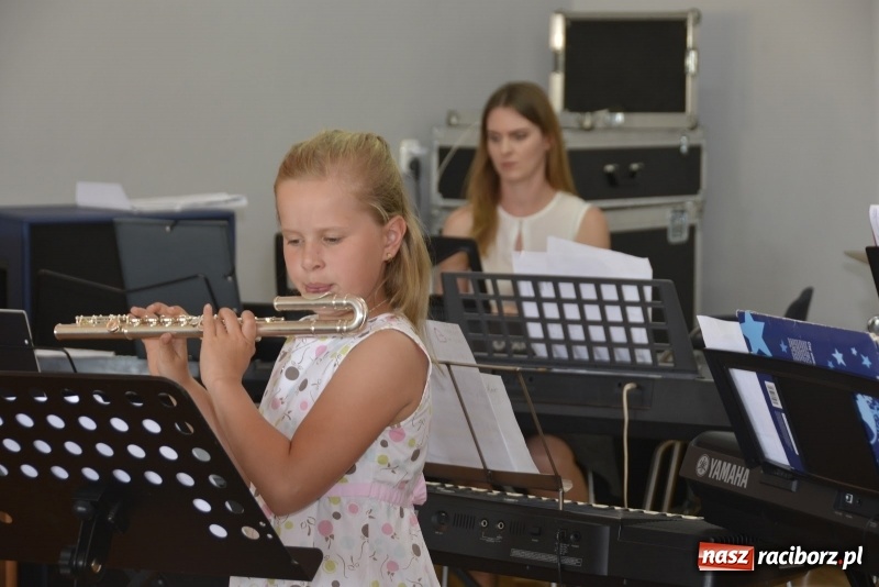 Zdjęcie w galerii na portalu naszraciborz.pl: Finish Recital w GCK w Nędzy  wiadomości z regionu