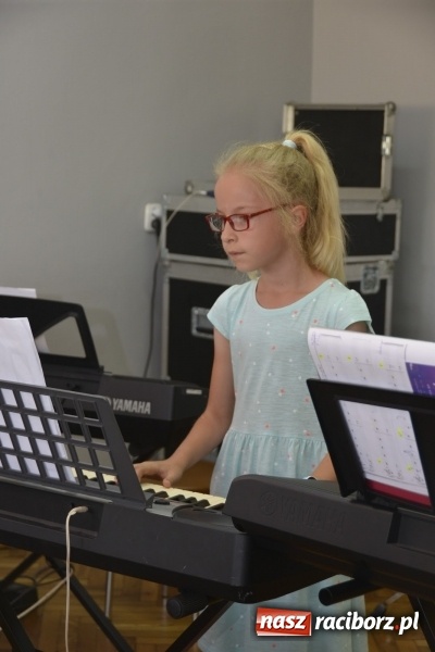 Zdjęcie w galerii na portalu naszraciborz.pl: Finish Recital w GCK w Nędzy  wiadomości z regionu