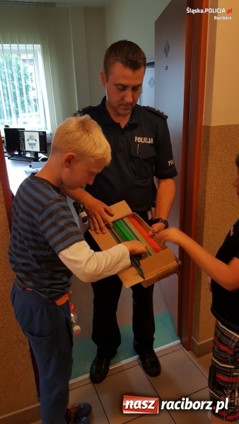 Zdjęcie w galerii na portalu naszraciborz.pl: Egzamin na pierwsze prawa jazdy w raciborskiej komendzie  wiadomości z regionu