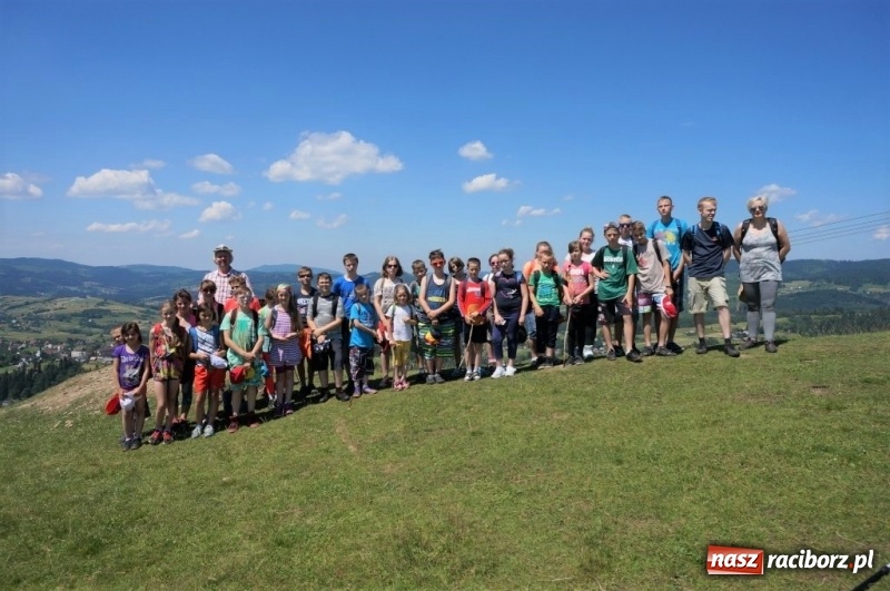 Zdjęcie w galerii na portalu naszraciborz.pl:  ART CAMP Koniaków – obóz ze sztuką i przygodą w Beskidach!   wiadomości z regionu