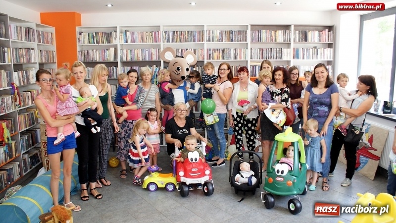 Zdjęcie w galerii na portalu naszraciborz.pl: Wesoła zabawa z Mądrą Myszą w bibliotece na Ostrogu  wiadomości z regionu