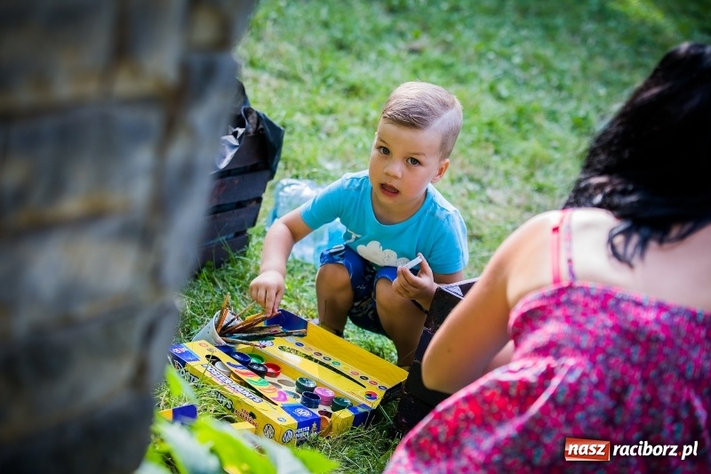 Zdjęcie w galerii na portalu naszraciborz.pl: Piknik inaugurujący założenie ogródka społecznego w parku jordanowskim wiadomości z regionu
