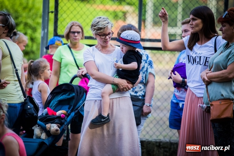 Zdjęcie w galerii na portalu naszraciborz.pl: Piknik inaugurujący założenie ogródka społecznego w parku jordanowskim wiadomości z regionu