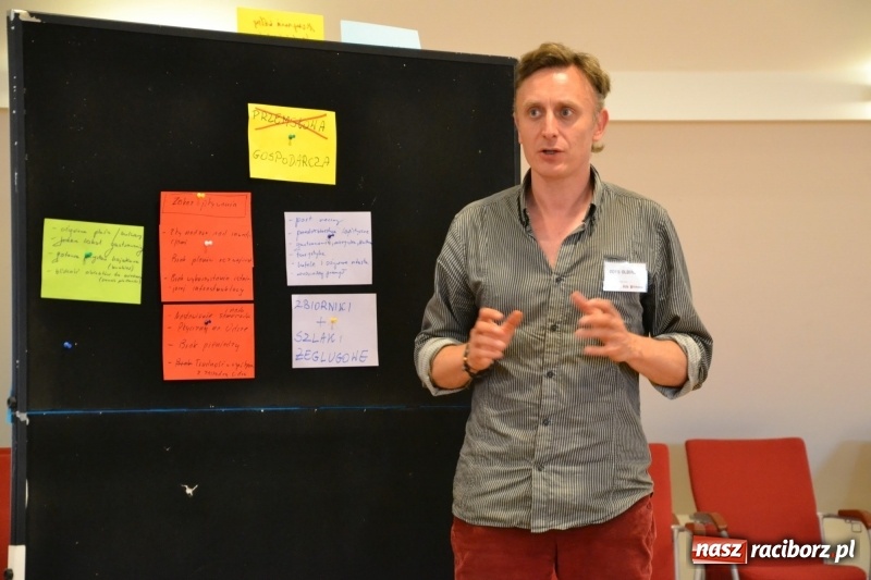 Zdjęcie w galerii na portalu naszraciborz.pl: Konferencja MIASTA IDEI – RACIBÓRZ. Na zamku dyskutowano o Odrze  wiadomości z regionu