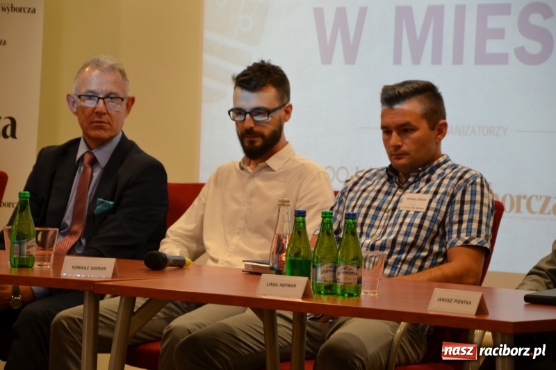 Zdjęcie w galerii na portalu naszraciborz.pl: Konferencja MIASTA IDEI – RACIBÓRZ. Na zamku dyskutowano o Odrze  wiadomości z regionu