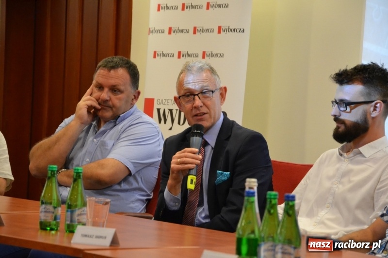 Zdjęcie w galerii na portalu naszraciborz.pl: Konferencja MIASTA IDEI – RACIBÓRZ. Na zamku dyskutowano o Odrze  wiadomości z regionu