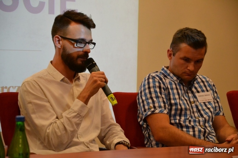 Zdjęcie w galerii na portalu naszraciborz.pl: Konferencja MIASTA IDEI – RACIBÓRZ. Na zamku dyskutowano o Odrze  wiadomości z regionu