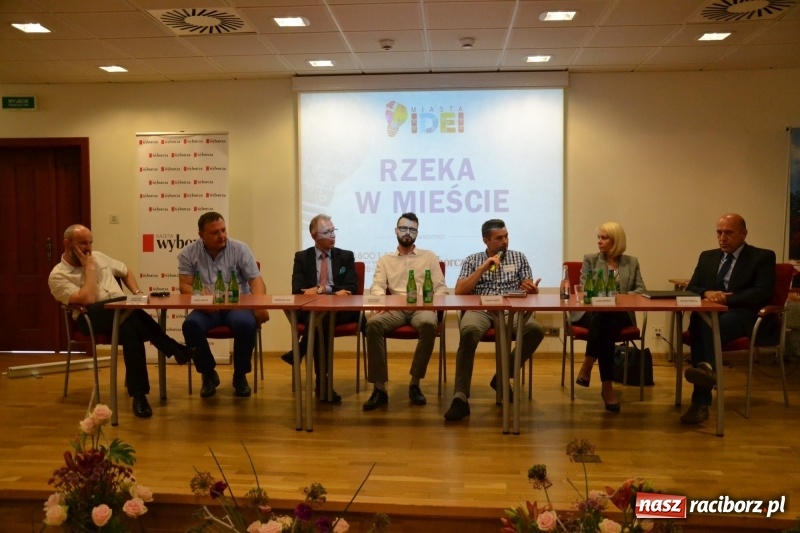 Zdjęcie w galerii na portalu naszraciborz.pl: Konferencja MIASTA IDEI – RACIBÓRZ. Na zamku dyskutowano o Odrze  wiadomości z regionu