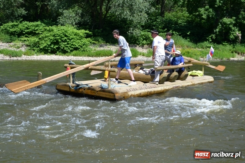 Zdjęcie w galerii na portalu naszraciborz.pl: Flisacy na Meandrach Odry w Chałupkach  wiadomości z regionu