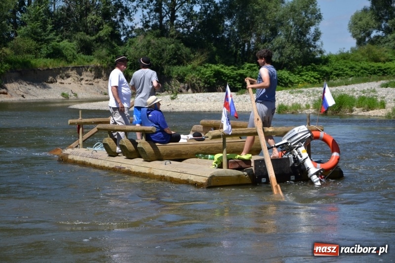 Zdjęcie w galerii na portalu naszraciborz.pl: Flisacy na Meandrach Odry w Chałupkach  wiadomości z regionu