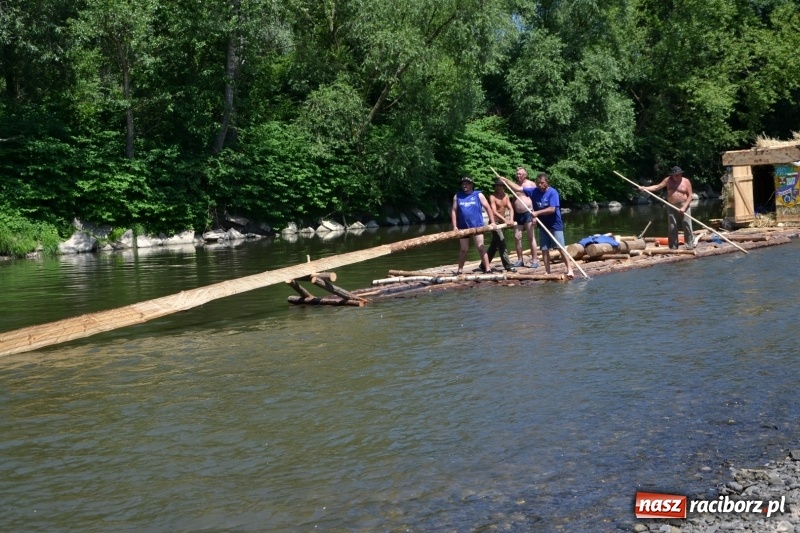 Zdjęcie w galerii na portalu naszraciborz.pl: Flisacy na Meandrach Odry w Chałupkach  wiadomości z regionu