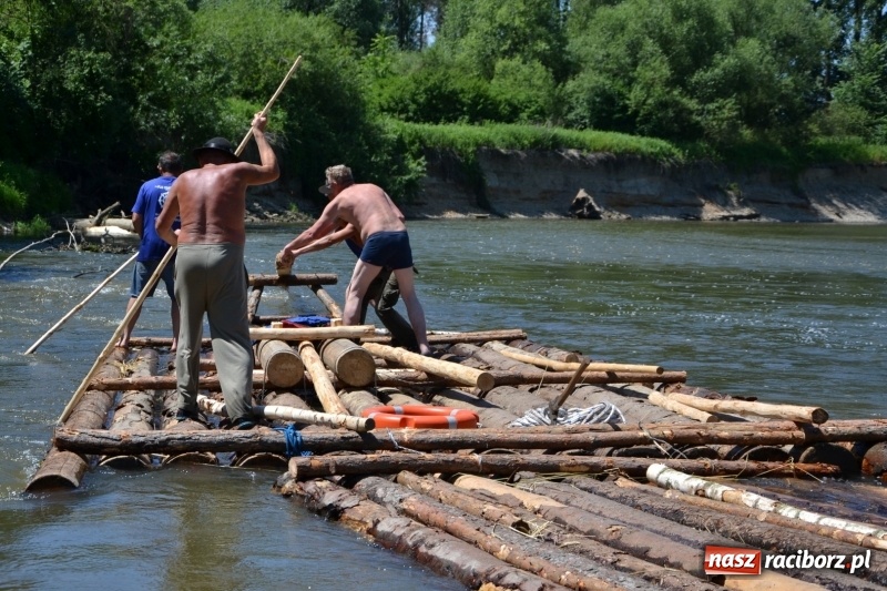 Zdjęcie w galerii na portalu naszraciborz.pl: Flisacy na Meandrach Odry w Chałupkach  wiadomości z regionu