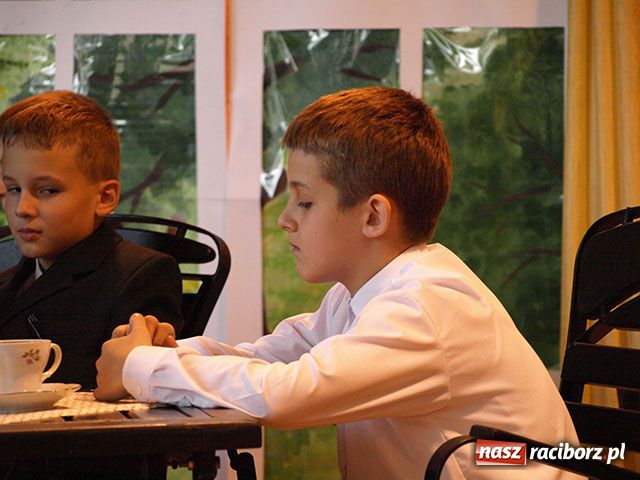 Zdjęcie w galerii na portalu naszraciborz.pl: Życzę wam noblisty wiadomości z regionu