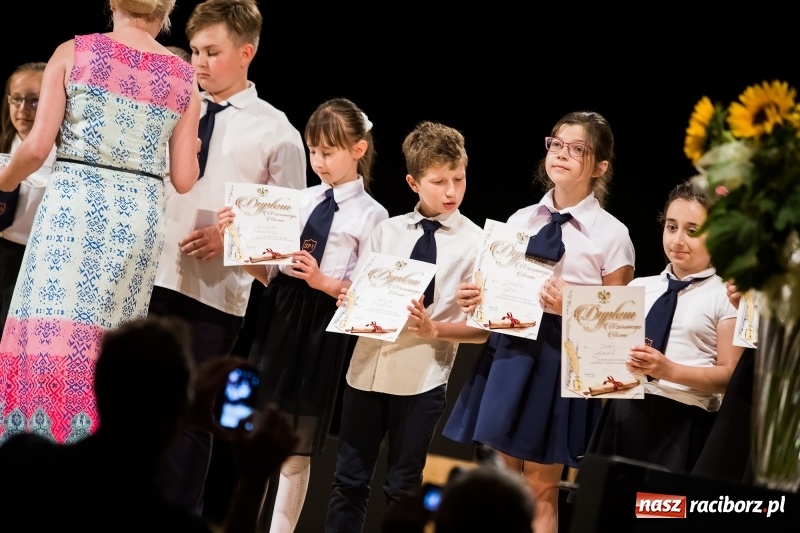 Zdjęcie w galerii na portalu naszraciborz.pl: Podsumowanie roku szkolnego Szkoły Podstawowej nr 1 w RCK wiadomości z regionu
