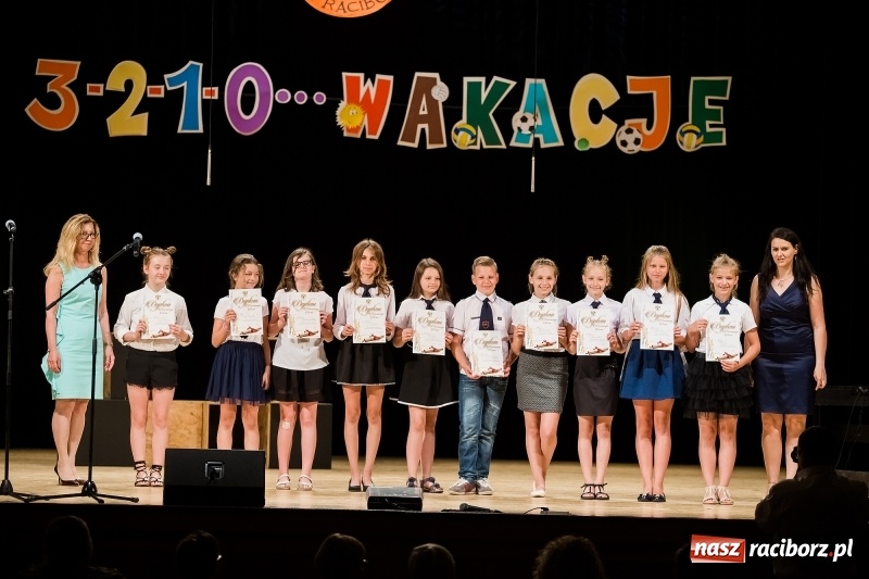 Zdjęcie w galerii na portalu naszraciborz.pl: Podsumowanie roku szkolnego Szkoły Podstawowej nr 1 w RCK wiadomości z regionu