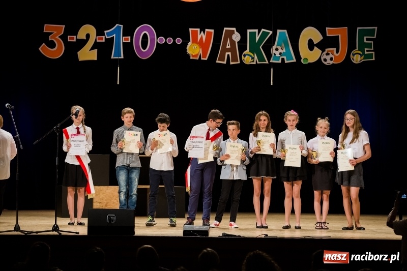 Zdjęcie w galerii na portalu naszraciborz.pl: Podsumowanie roku szkolnego Szkoły Podstawowej nr 1 w RCK wiadomości z regionu