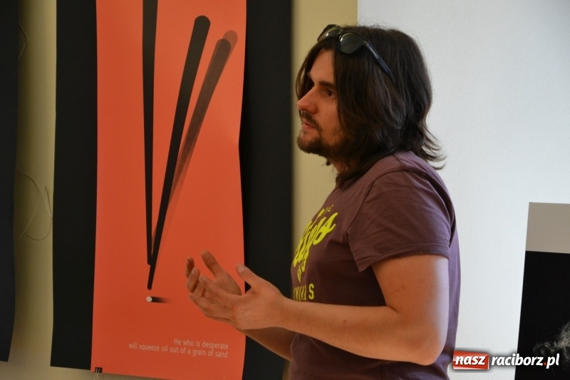 Zdjęcie w galerii na portalu naszraciborz.pl: Dyplomy 2017 - finisaż wystawy prac absolwentów Liceum Plastycznego na Zamku Piastowskim wiadomości z regionu