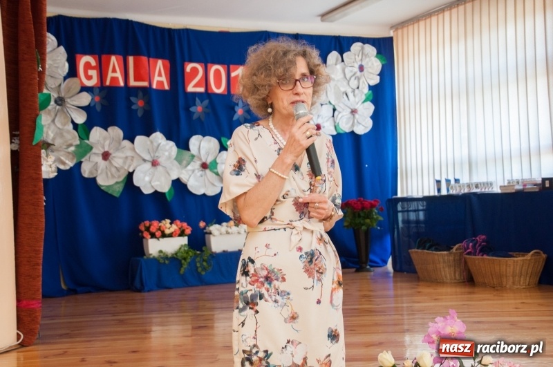 Zdjęcie w galerii na portalu naszraciborz.pl: Gala Laureatów SP 18 – wręczono Orły i SuperOrły Osiemnastki wiadomości z regionu