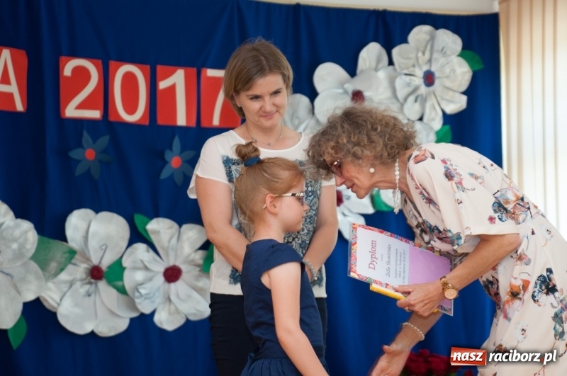 Zdjęcie w galerii na portalu naszraciborz.pl: Gala Laureatów SP 18 – wręczono Orły i SuperOrły Osiemnastki wiadomości z regionu