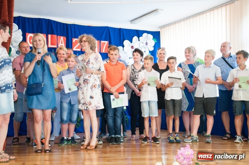 Zdjęcie w galerii na portalu naszraciborz.pl: Gala Laureatów SP 18 – wręczono Orły i SuperOrły Osiemnastki wiadomości z regionu