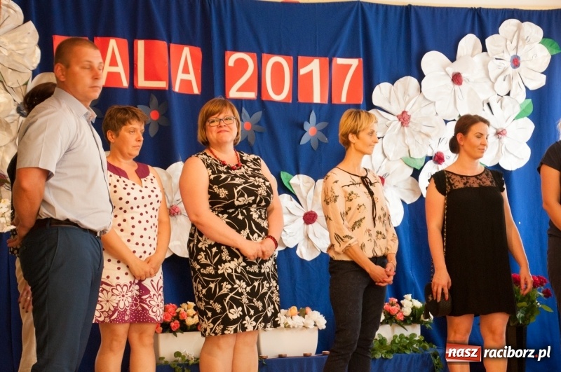 Zdjęcie w galerii na portalu naszraciborz.pl: Gala Laureatów SP 18 – wręczono Orły i SuperOrły Osiemnastki wiadomości z regionu