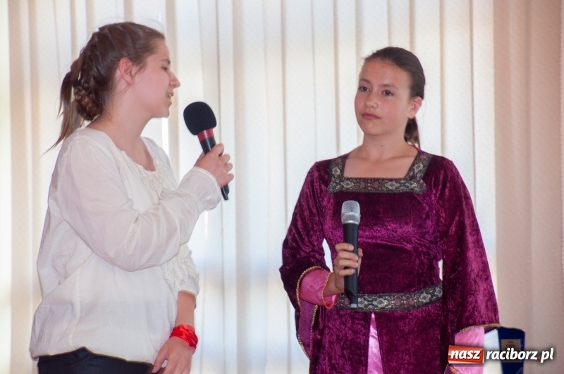 Zdjęcie w galerii na portalu naszraciborz.pl: Gala Laureatów SP 18 – wręczono Orły i SuperOrły Osiemnastki wiadomości z regionu