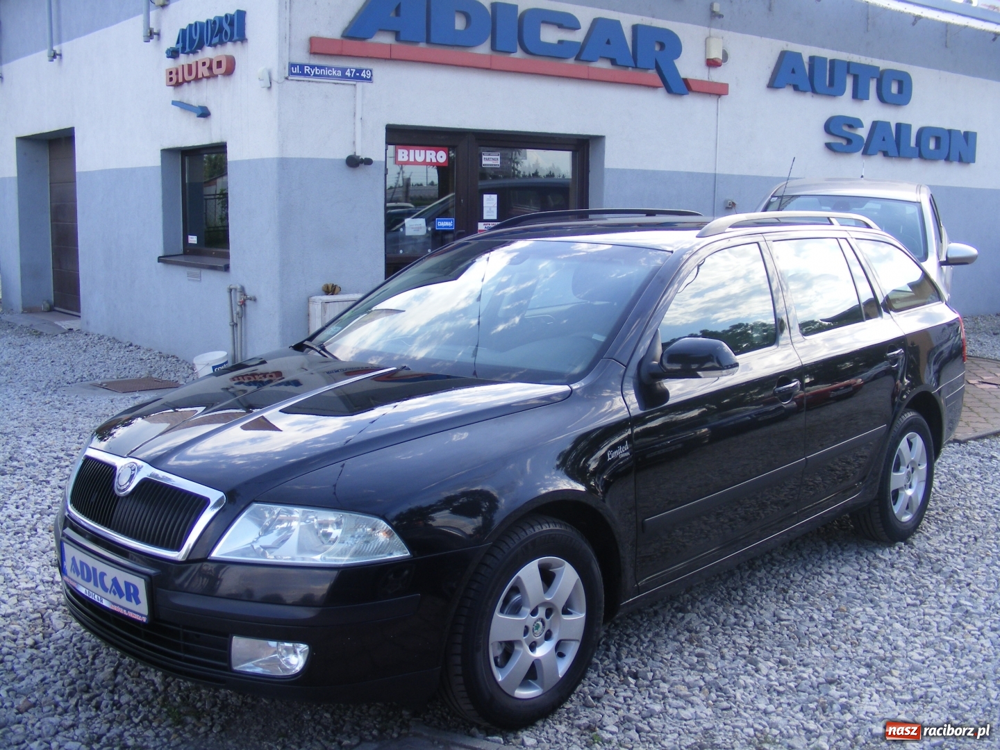 Zdjęcie w galerii na portalu naszraciborz.pl: Przejrzyj aktualną ofertę salonu samochodowego ADICAR wiadomości z regionu