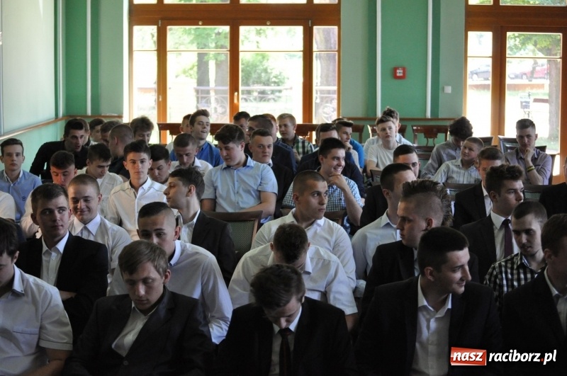 Zdjęcie w galerii na portalu naszraciborz.pl: OSZ Rafako świętował zakończenie roku szkolnego  wiadomości z regionu