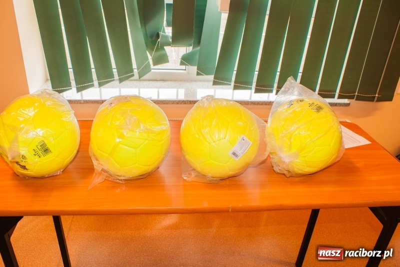 Zdjęcie w galerii na portalu naszraciborz.pl: Podsumowanie sportowych zmagań w raciborskim ZPiSdN wiadomości z regionu