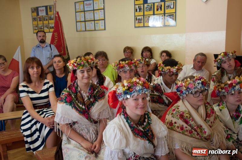 Zdjęcie w galerii na portalu naszraciborz.pl: Miejskie zakończenie roku szkolnego – po raz ostatni w gimnazjum... wiadomości z regionu