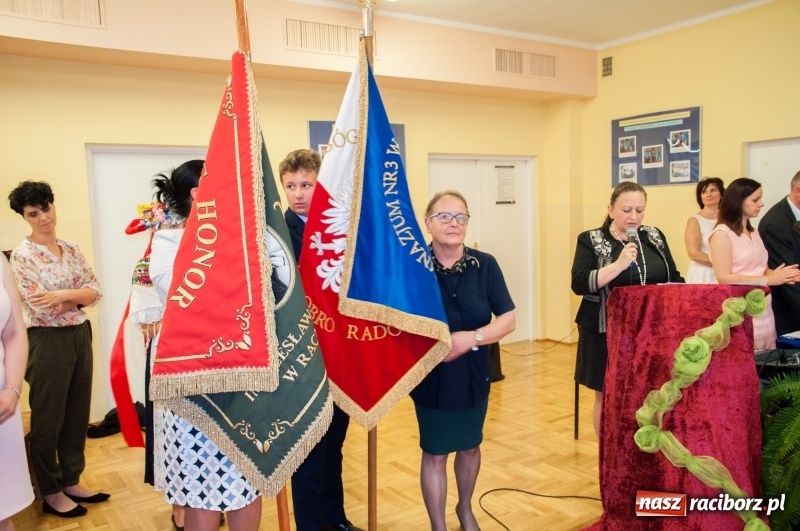 Zdjęcie w galerii na portalu naszraciborz.pl: Miejskie zakończenie roku szkolnego – po raz ostatni w gimnazjum... wiadomości z regionu