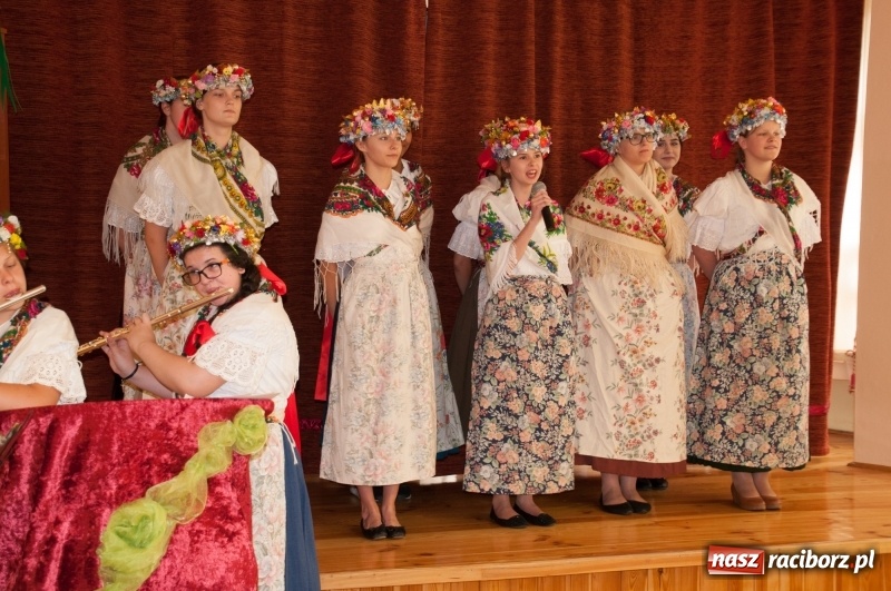 Zdjęcie w galerii na portalu naszraciborz.pl: Miejskie zakończenie roku szkolnego – po raz ostatni w gimnazjum... wiadomości z regionu