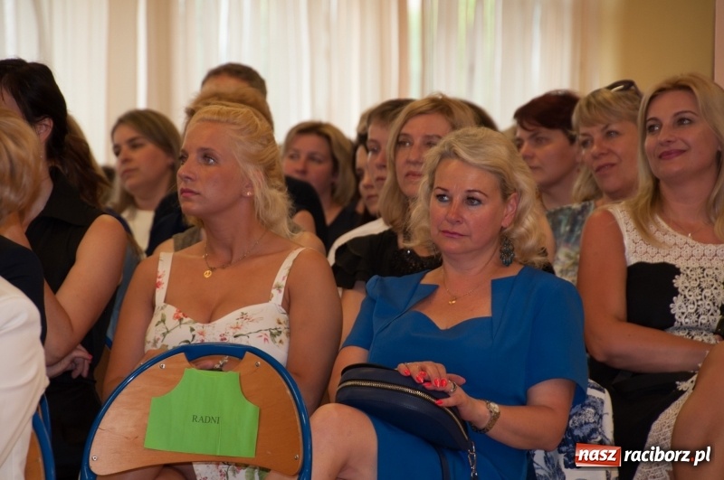 Zdjęcie w galerii na portalu naszraciborz.pl: Miejskie zakończenie roku szkolnego – po raz ostatni w gimnazjum... wiadomości z regionu