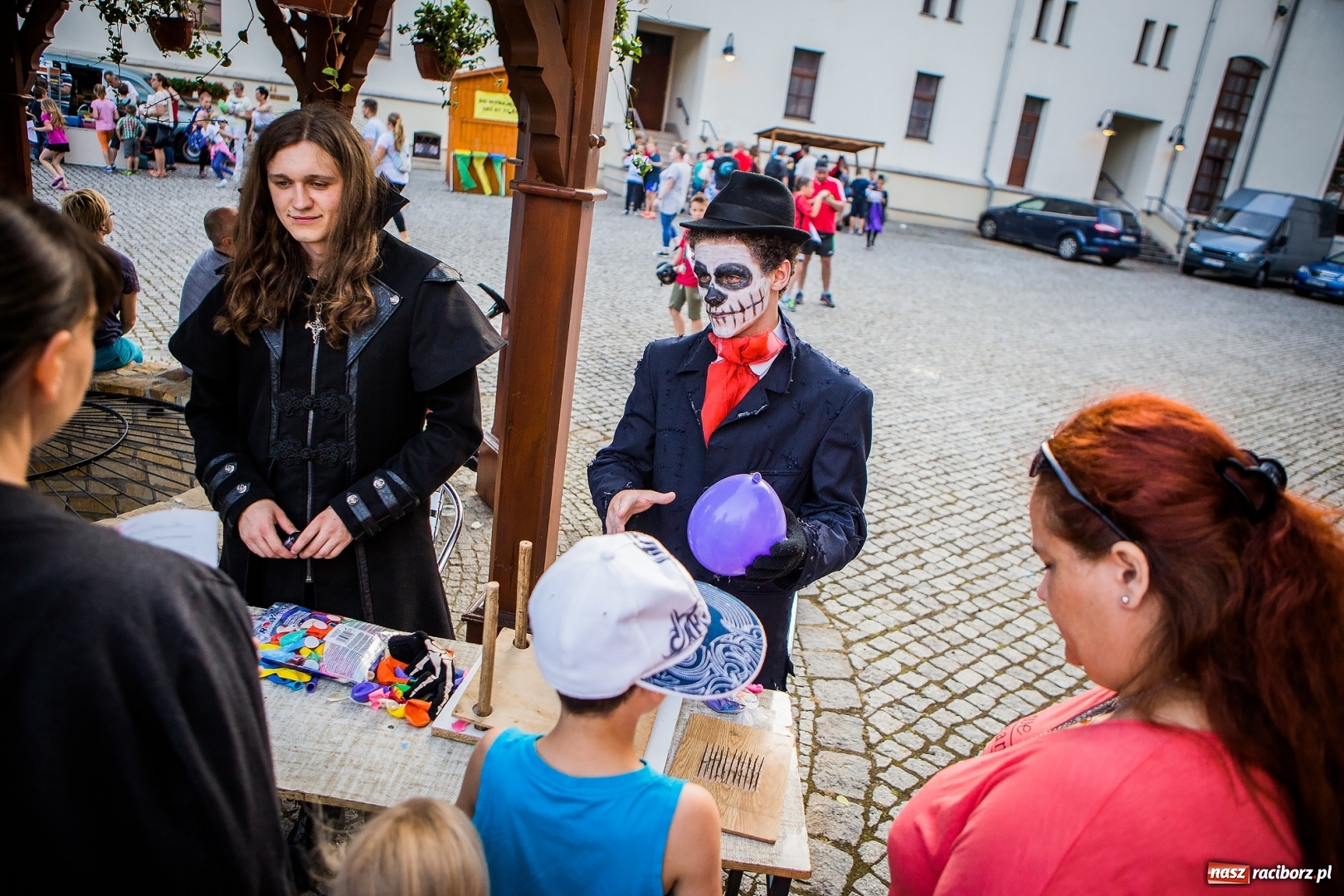 Zdjęcie w galerii na portalu naszraciborz.pl: Zamkowa Noc z Duchami na powitanie wakacji  wiadomości z regionu