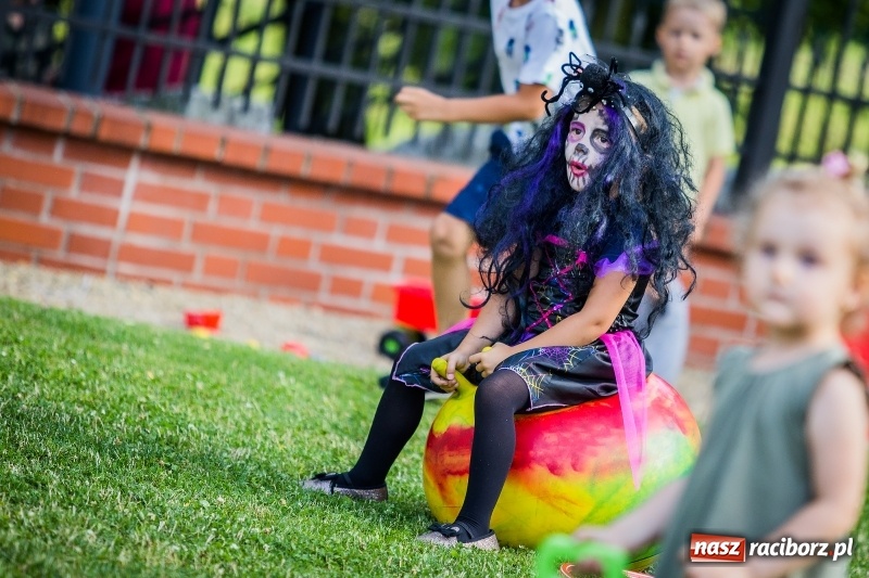 Zdjęcie w galerii na portalu naszraciborz.pl: Zamkowa Noc z Duchami na powitanie wakacji  wiadomości z regionu