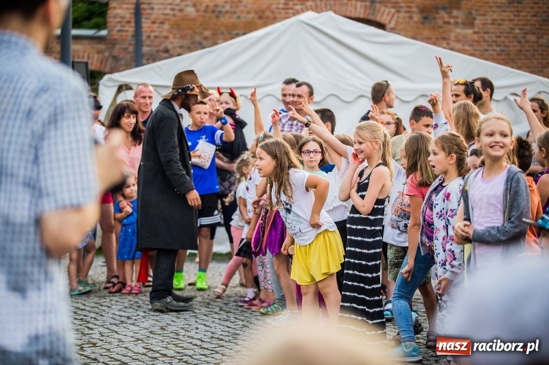 Zdjęcie w galerii na portalu naszraciborz.pl: Zamkowa Noc z Duchami na powitanie wakacji  wiadomości z regionu