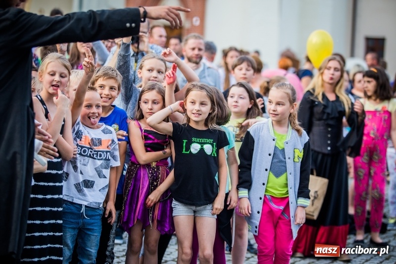 Zdjęcie w galerii na portalu naszraciborz.pl: Zamkowa Noc z Duchami na powitanie wakacji  wiadomości z regionu