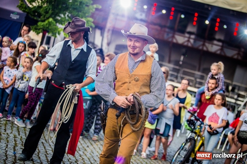 Zdjęcie w galerii na portalu naszraciborz.pl: Zamkowa Noc z Duchami na powitanie wakacji  wiadomości z regionu