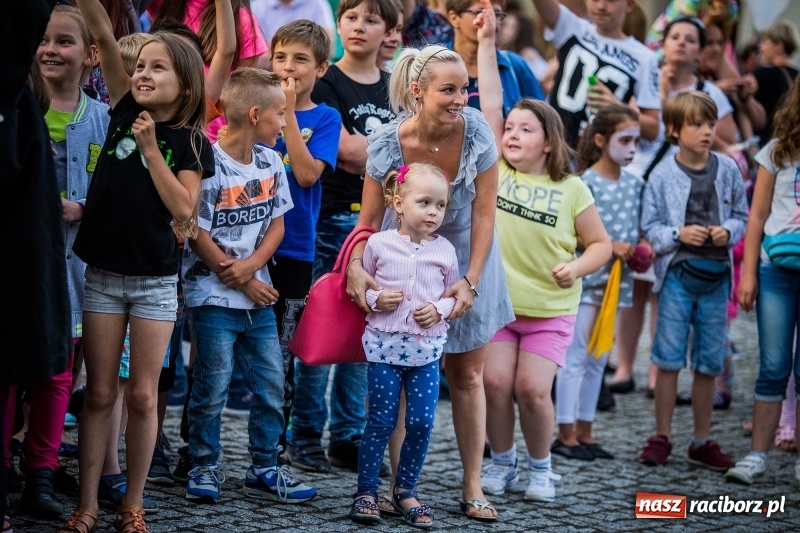 Zdjęcie w galerii na portalu naszraciborz.pl: Zamkowa Noc z Duchami na powitanie wakacji  wiadomości z regionu