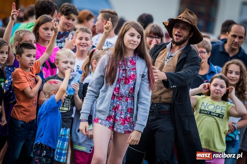 Zdjęcie w galerii na portalu naszraciborz.pl: Zamkowa Noc z Duchami na powitanie wakacji  wiadomości z regionu