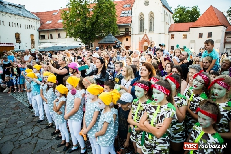 Zdjęcie w galerii na portalu naszraciborz.pl: Zamkowa Noc z Duchami na powitanie wakacji  wiadomości z regionu